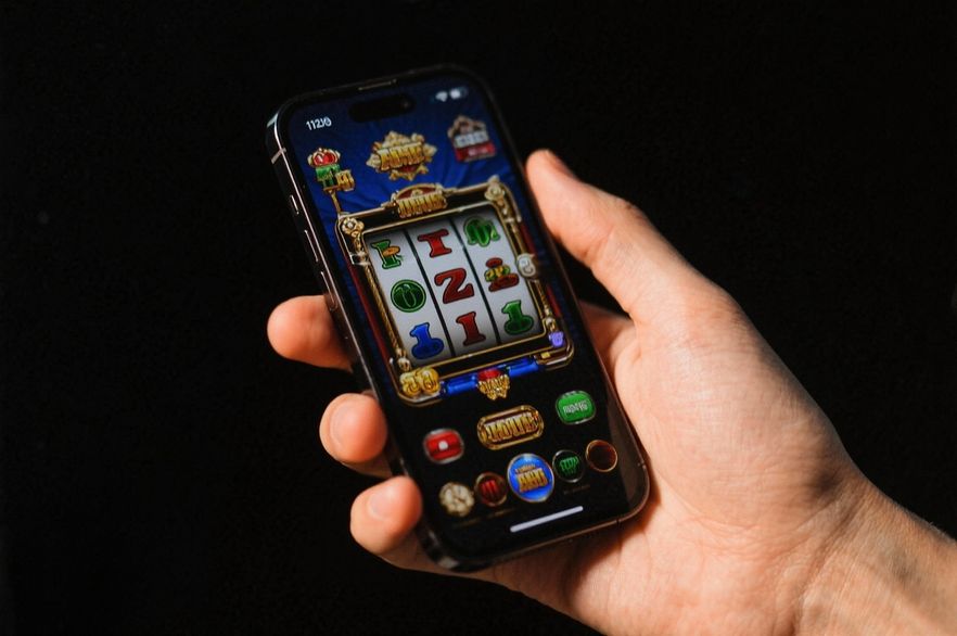 mFortune Casino Review: Pros and Cons of This Mobile Gaming Pioneer